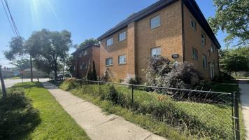 featured image of 1014 Edwards St Unit 2 #2