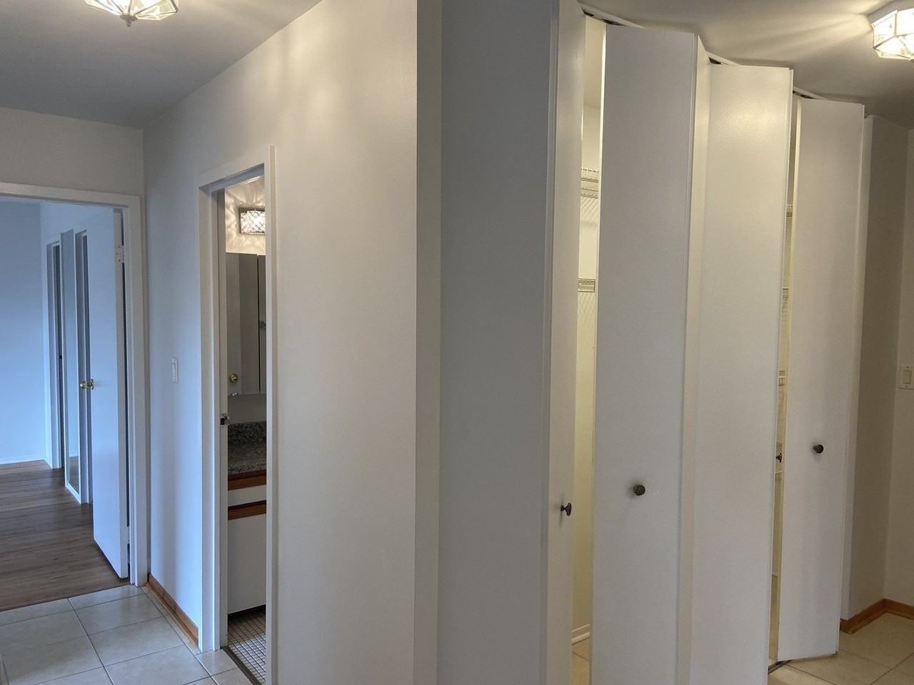 1605 E Central Rd Unit 410b #410B - Photo 4 of 18