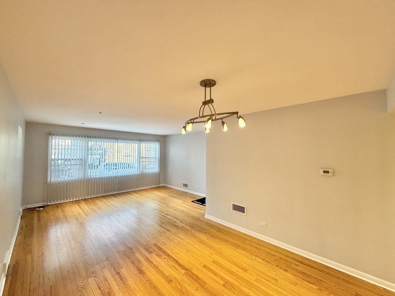 5626 N Central Ave Apt 1 #1 - Photo 6 of 18