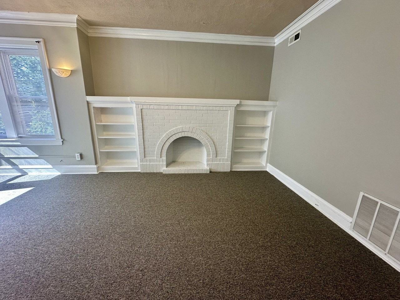 6327 N Oakley Ave Apt 1 #1 - Photo 3 of 20