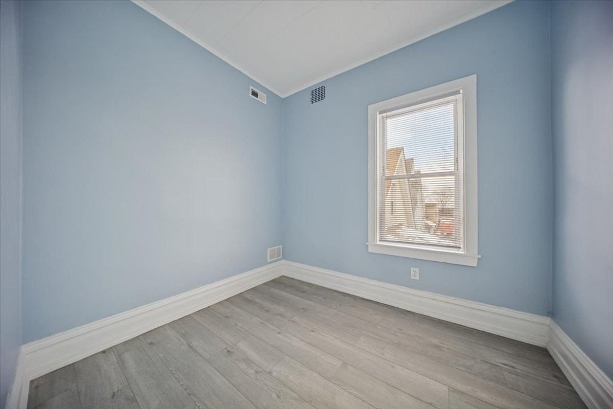 3134 W 39th Pl Unit 2nd #2nd - Photo 4 of 12