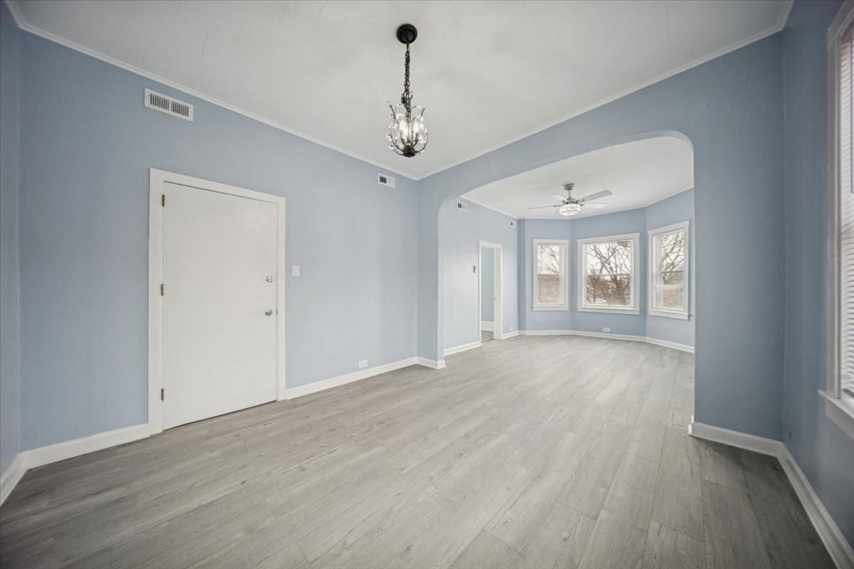 3134 W 39th Pl Unit 2nd #2nd - Photo 5 of 12