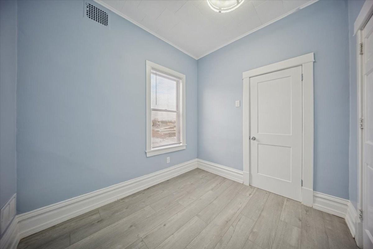 3134 W 39th Pl Unit 2nd #2nd - Photo 6 of 12