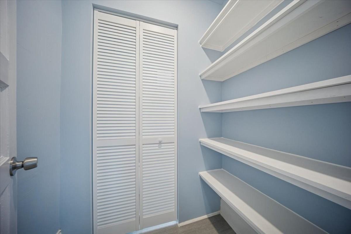 3134 W 39th Pl Unit 2nd #2nd - Photo 7 of 12