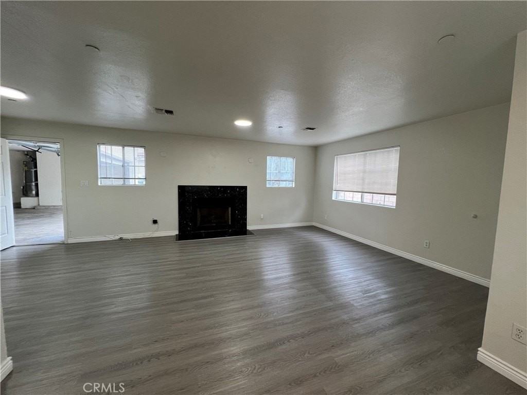 2640 Washington Ave - Photo 6 of 13