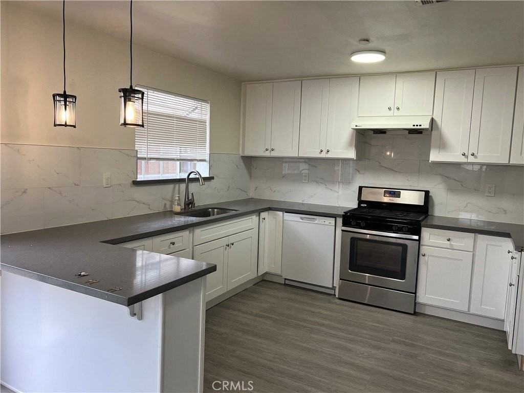 2640 Washington Ave - Photo 7 of 13