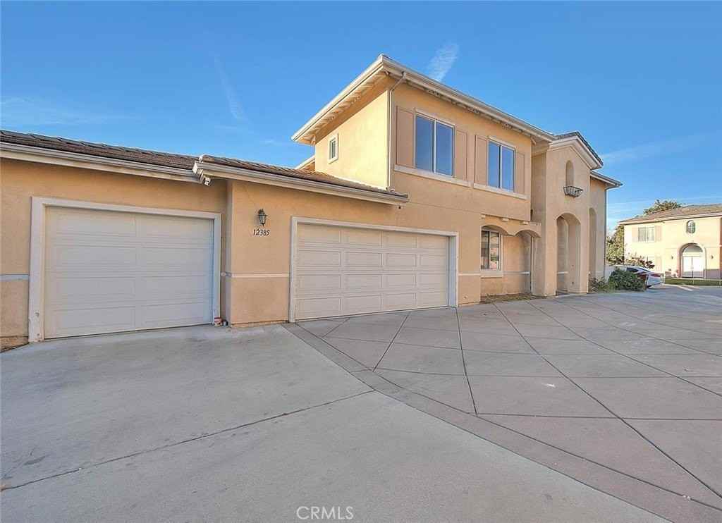 12385 Magnolia St - Photo 4 of 45