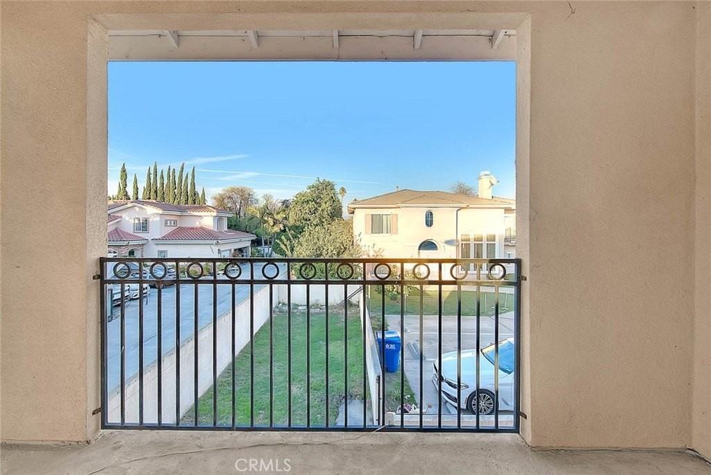 12385 Magnolia St - Photo 7 of 45