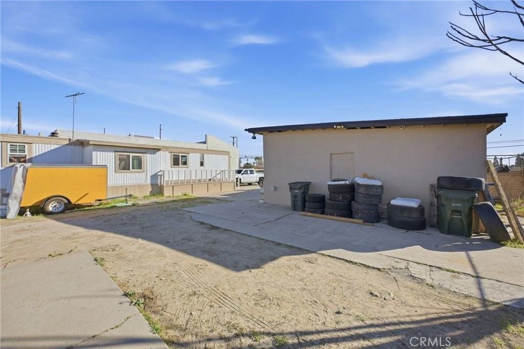 16072 Arrow Blvd - Photo 7 of 8