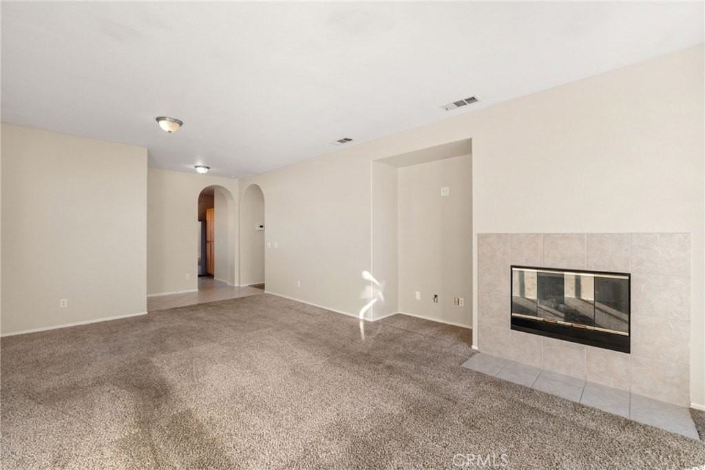 2201 Jornada Dr - Photo 5 of 18