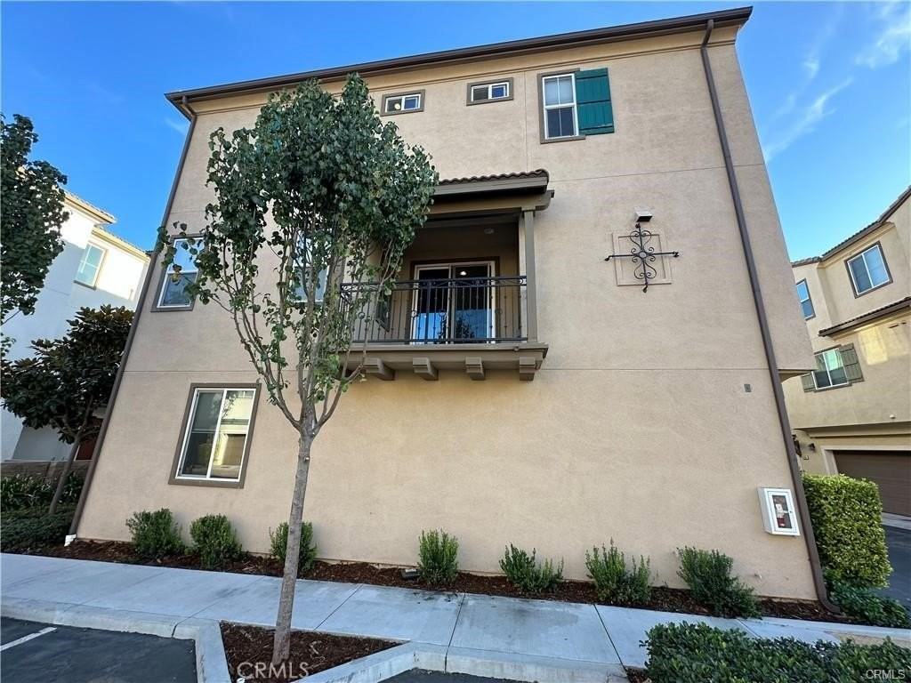 6329 Norma Ct - Photo 4 of 22