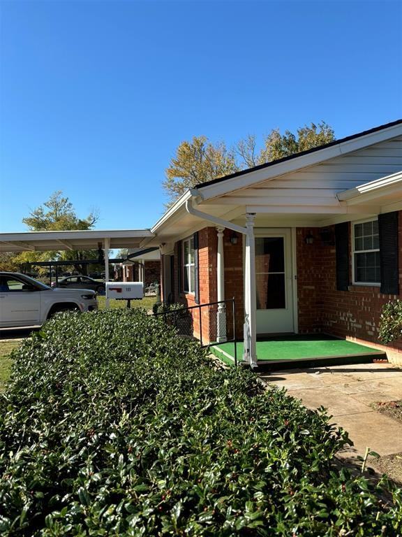 101 E Ridge Rd - Photo 3 of 22