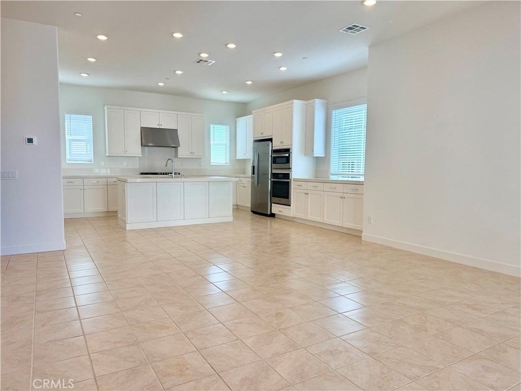 338 Tank - Photo 4 of 6