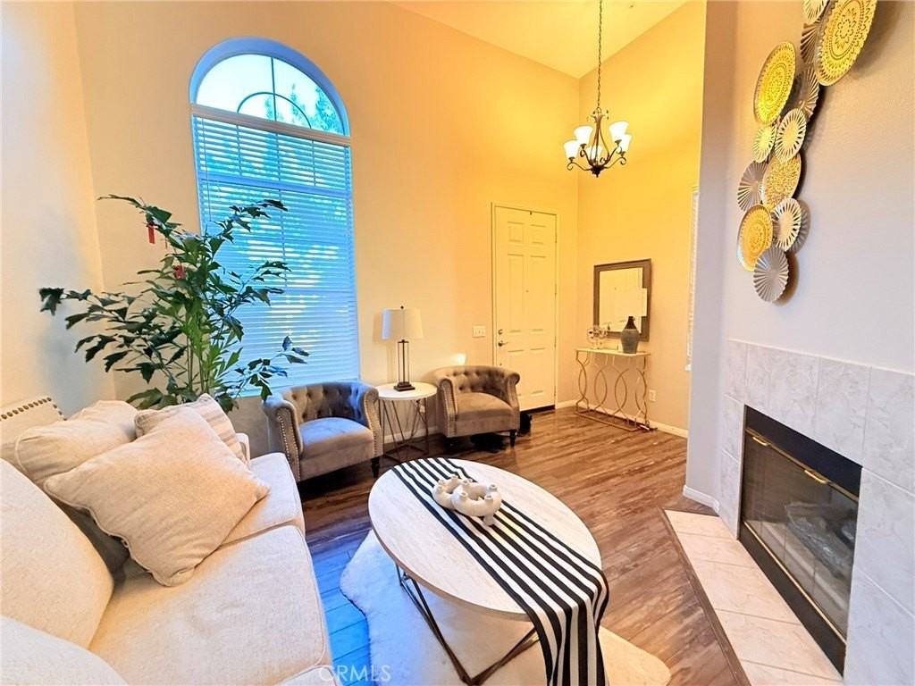 18 Kenilworth Ln #150 - Photo 7 of 46