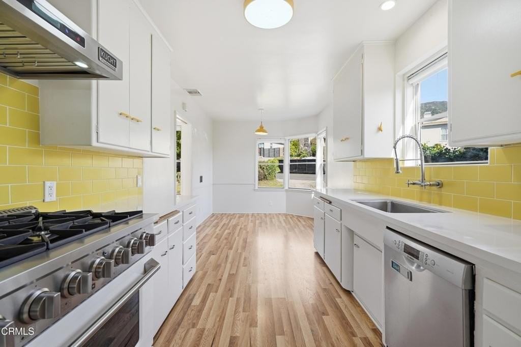 2938 Santa Carlotta St - Photo 6 of 26