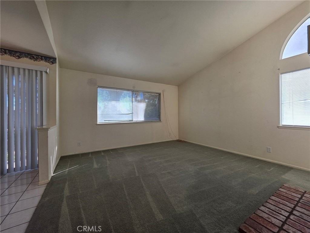 39364 Harvard Ln - Photo 3 of 19