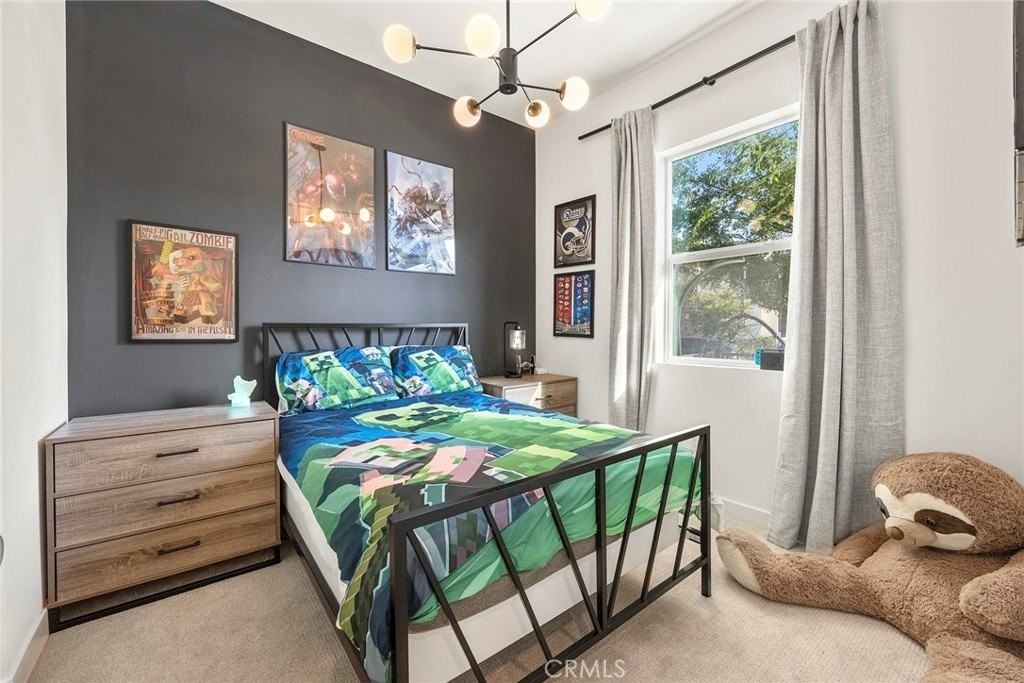 220 Siena - Photo 5 of 29