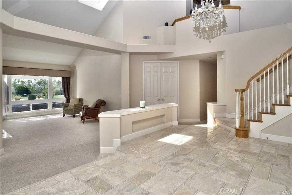 5355 Kodiak Mountain Dr - Photo 3 of 48