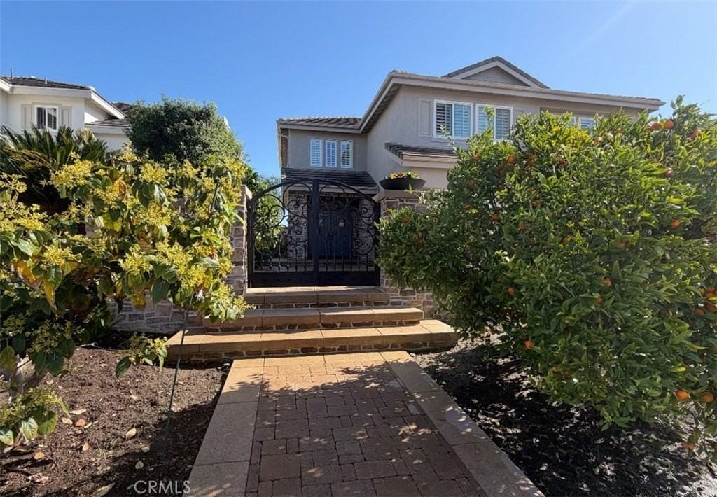 8 High Blf - Photo 2 of 32