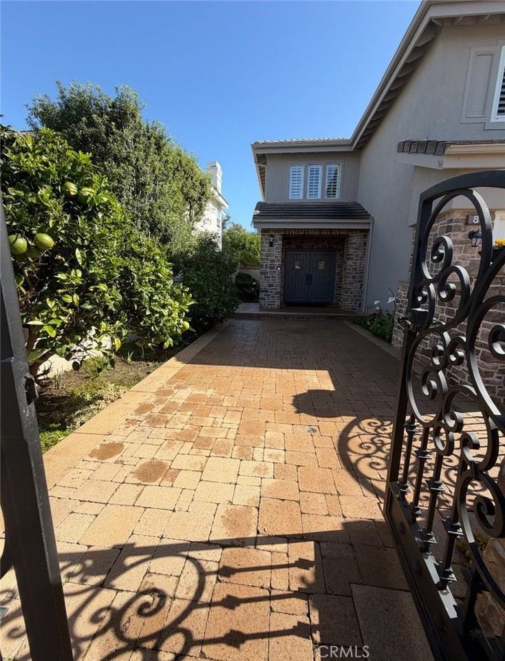 8 High Blf - Photo 3 of 32