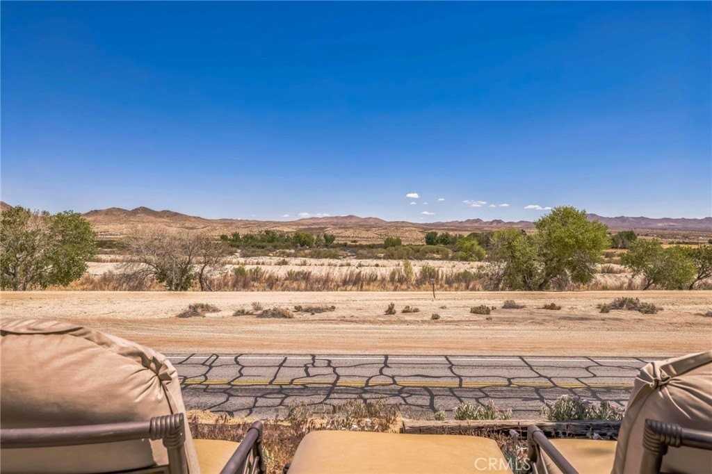 26323 Corona Dr - Photo 2 of 16