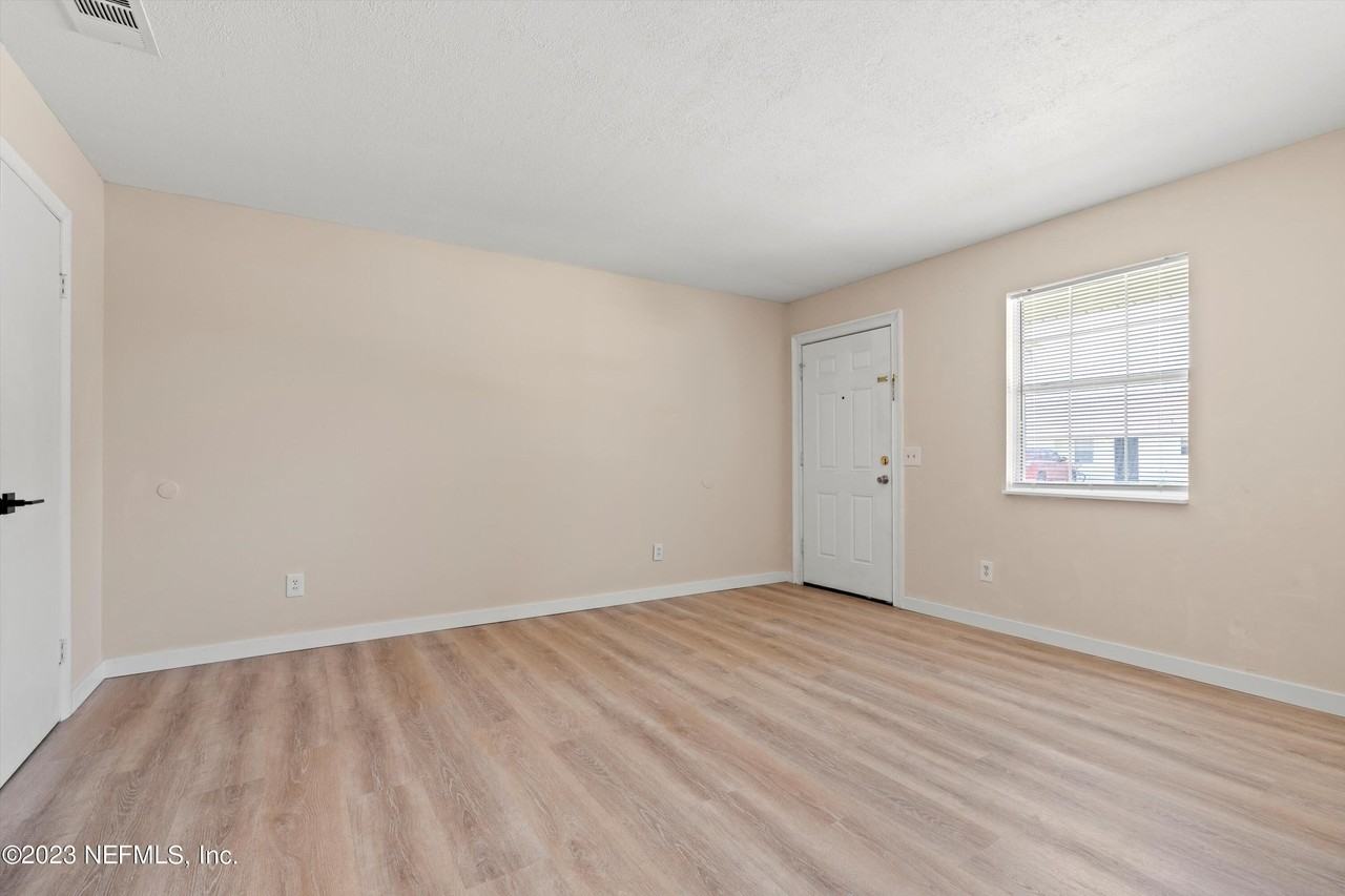 1845 Old Moultrie Rd ##65 - Photo 4 of 15