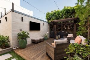 featured image of 330 28th St