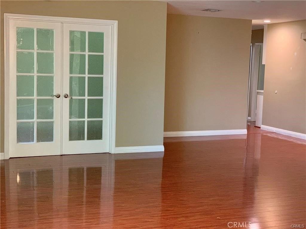 6718 Shoup Ave - Photo 7 of 8