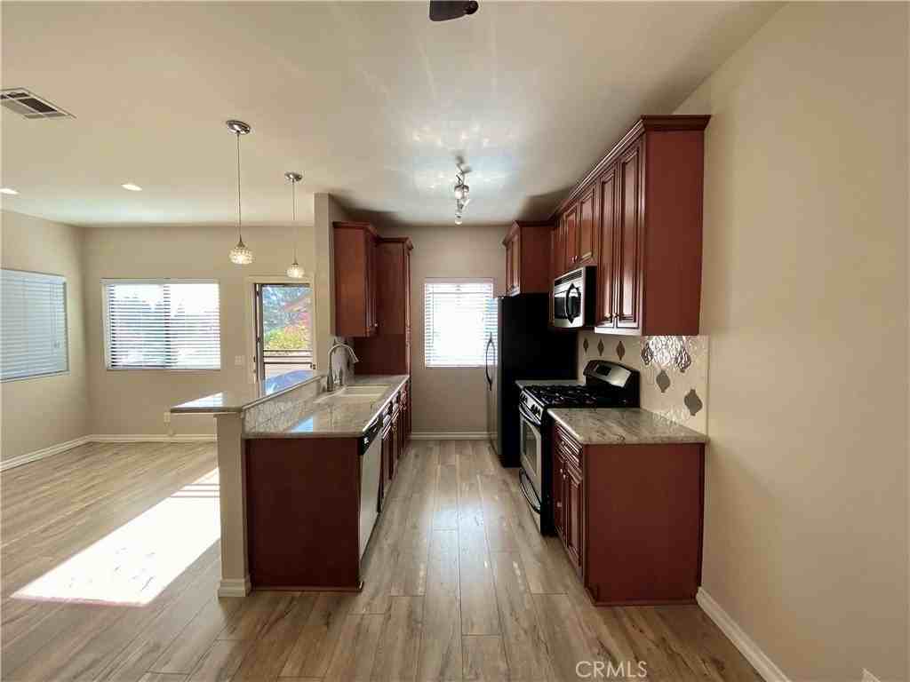 86 Maegan Pl #12 - Photo 3 of 28