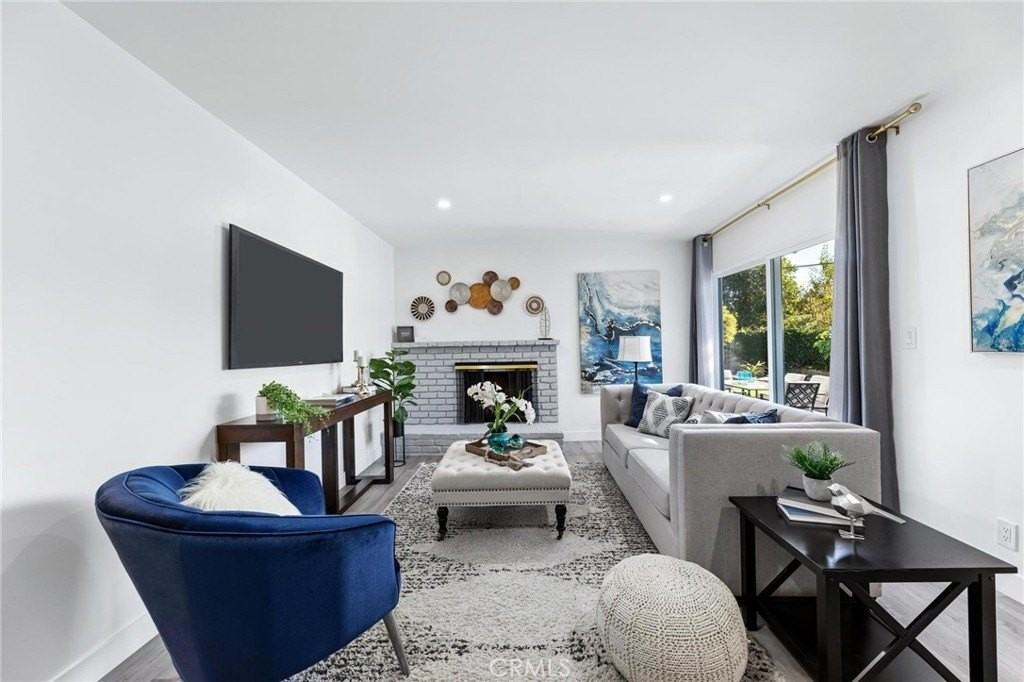 8356 Vanalden Ave - Photo 6 of 50