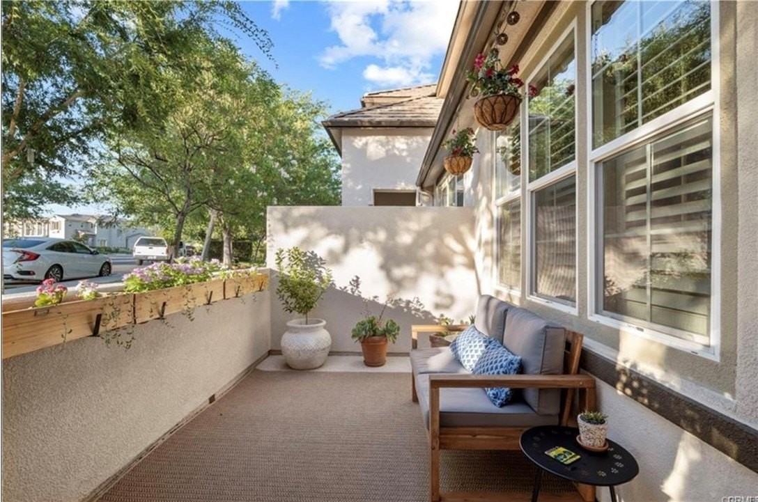 28669 Pietro Dr - Photo 3 of 29