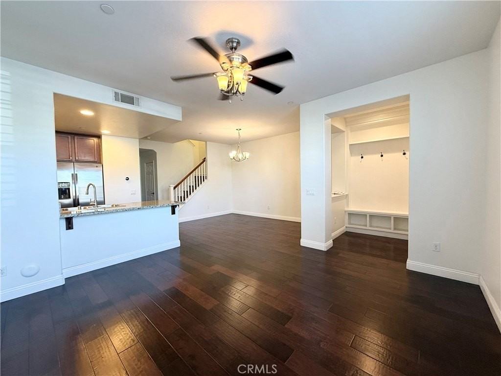 28669 Pietro Dr - Photo 7 of 29