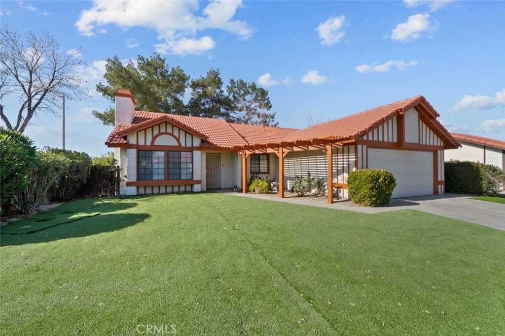 43203 27th St W - Photo 2 of 32