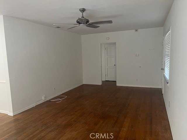 17652 Delano St - Photo 6 of 16