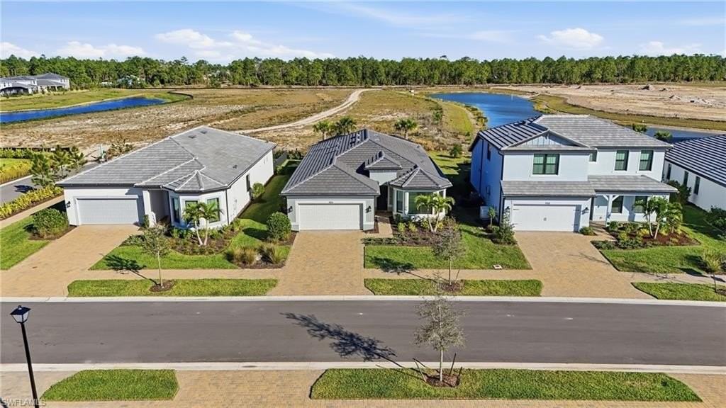 1954 Fresno Ave - Photo 5 of 47