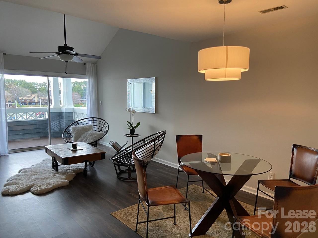 18711 Vineyard Point Ln - Photo 5 of 18