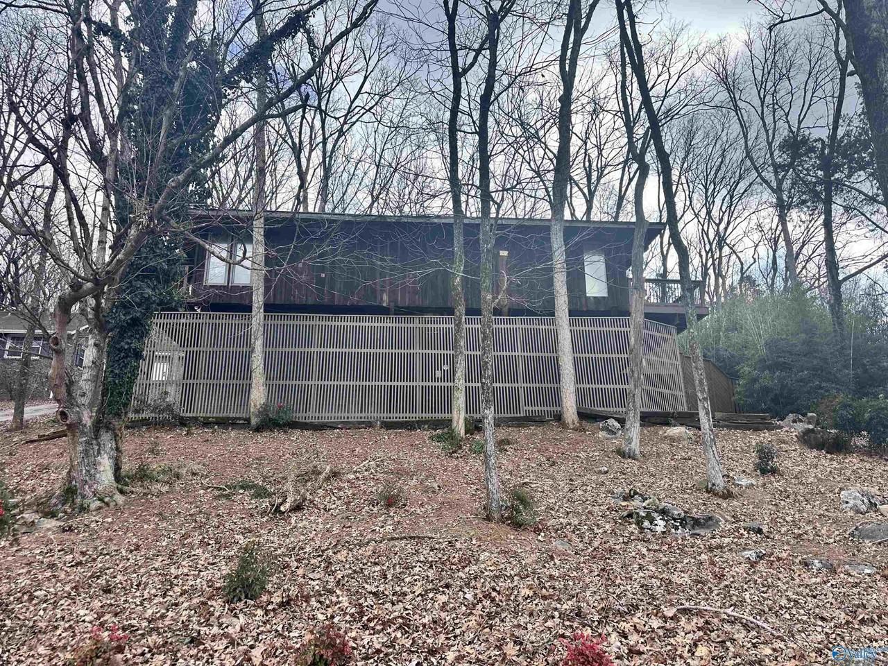 701 Fagan Springs Dr Se - Photo 2 of 31