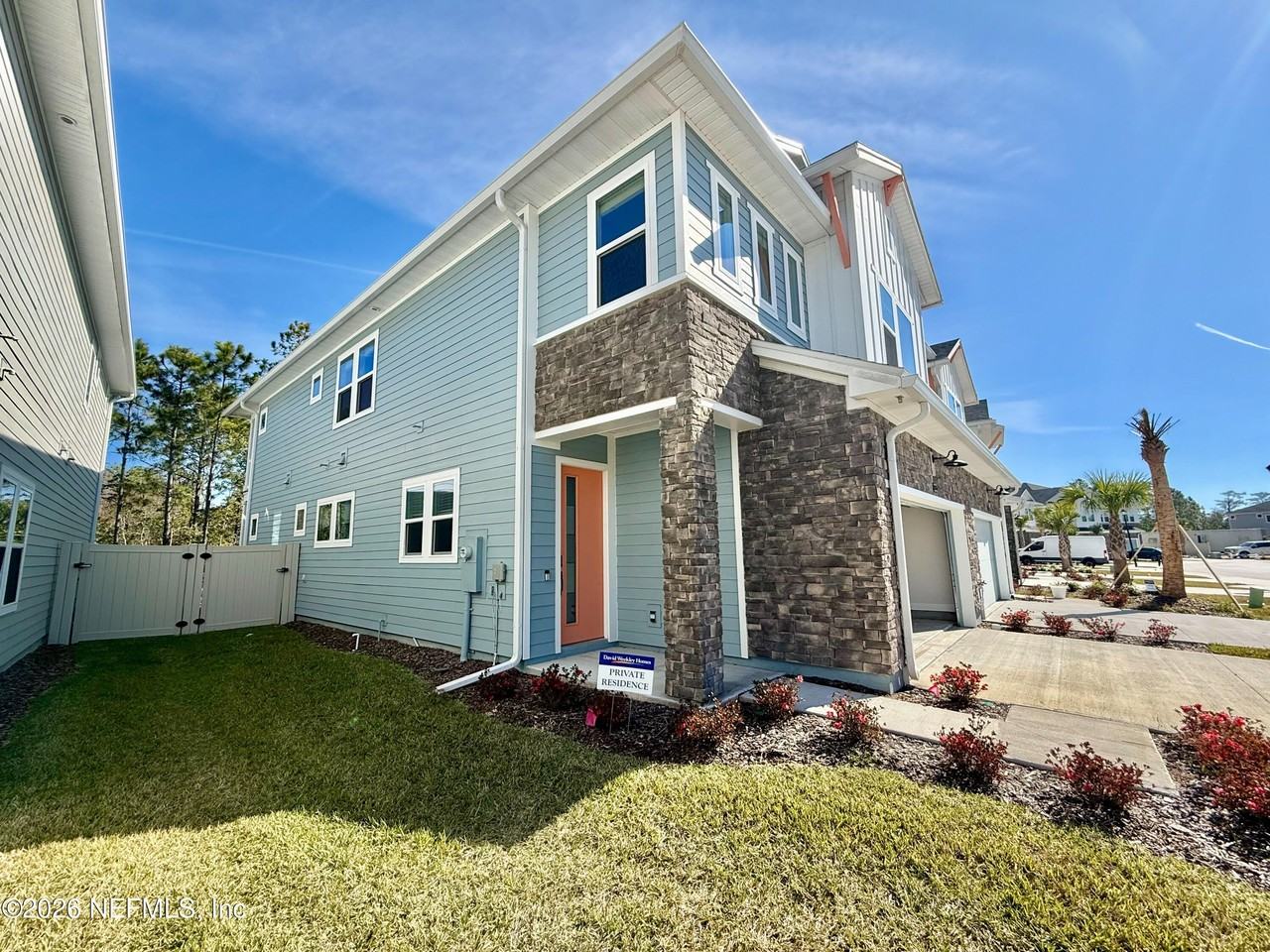 10065 Element Rd - Photo 3 of 34