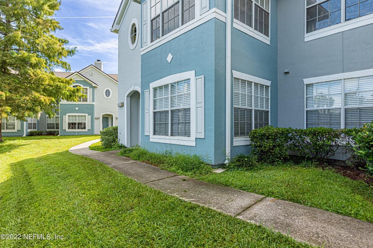 1717 County Road 220 Apt 3107 #3107 - Photo 3 of 39