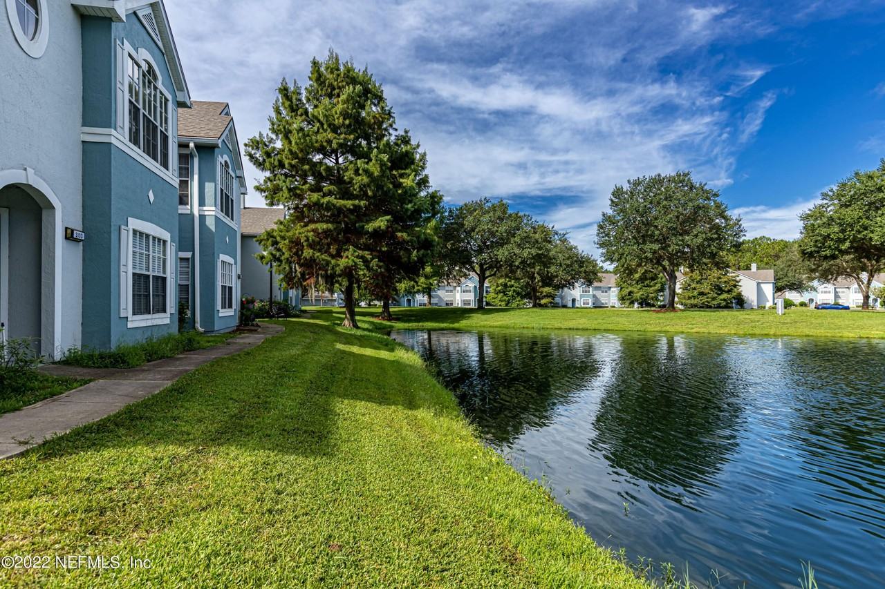 1717 County Road 220 Apt 3107 #3107 - Photo 4 of 39