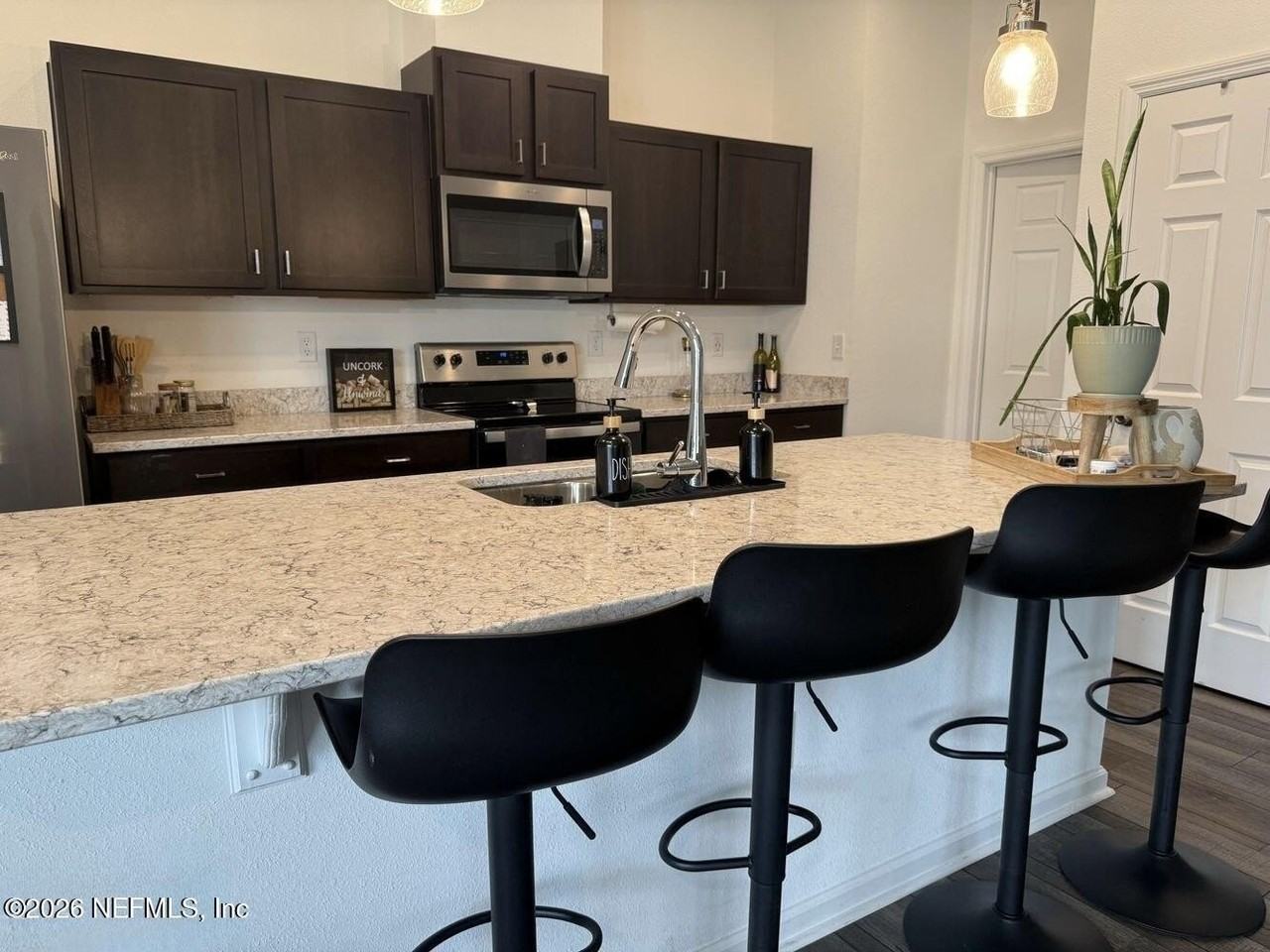 8161 Lumber Way - Photo 6 of 13