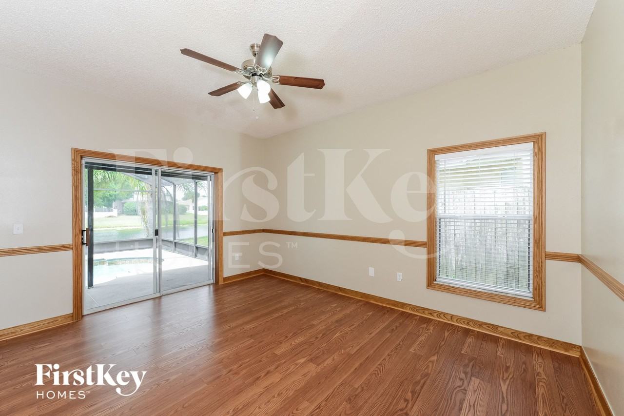 870 Stonechapel Ct - Photo 7 of 15