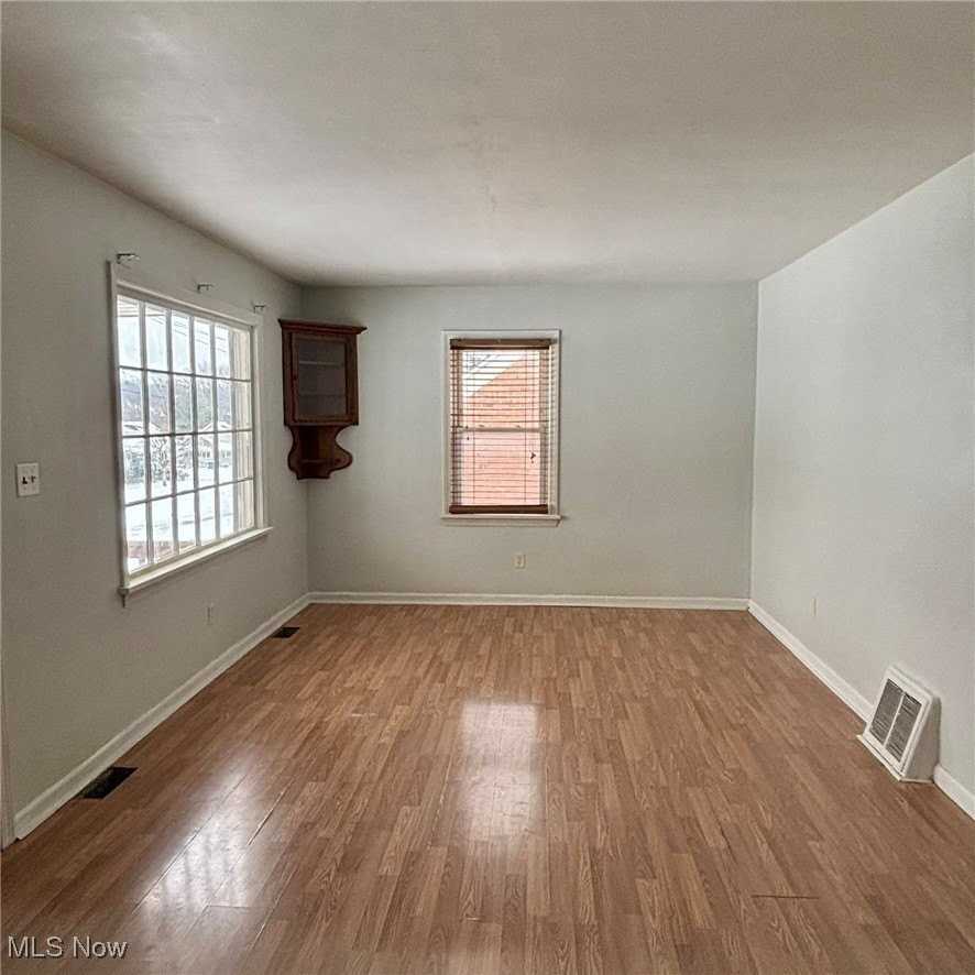 35 E Faith St - Photo 3 of 11