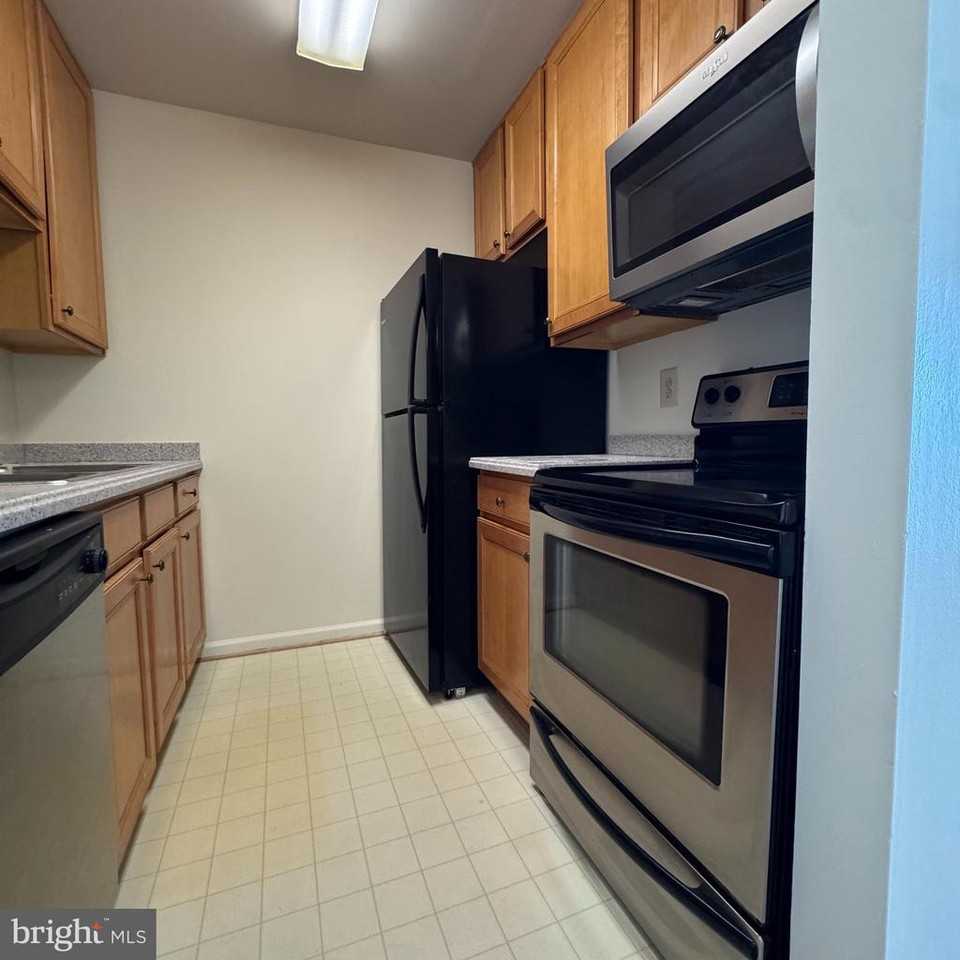 41 Smokewood Ct - Photo 7 of 14