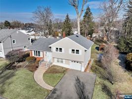 featured image of 331 Webster Dr