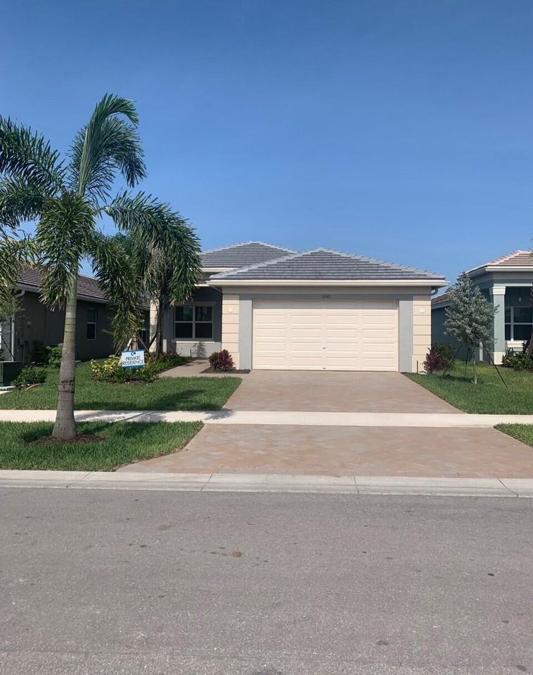 11643 Sw Moon River Way - Photo 6 of 38