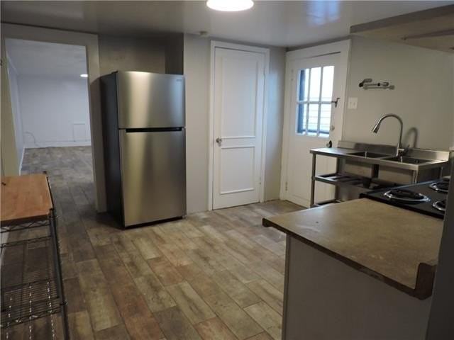 617 Olivier St - Photo 4 of 13