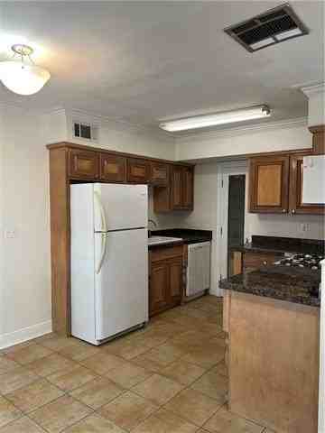 6677 Marshal Foch St - Photo 7 of 15