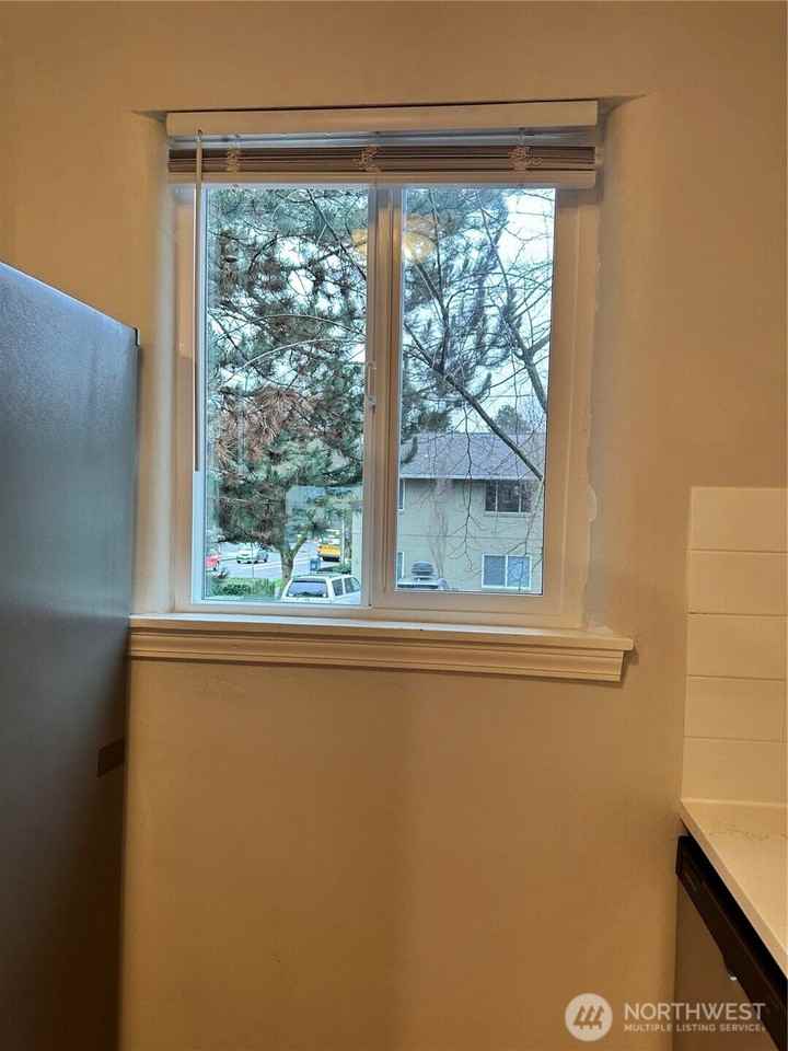 4840 Terrace Dr Ne - Photo 6 of 16