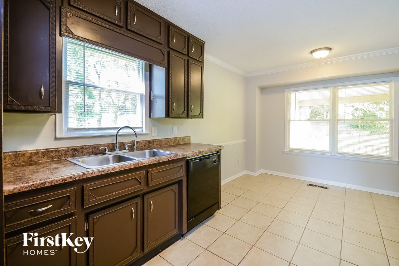 1259 Huffman Rd - Photo 6 of 15